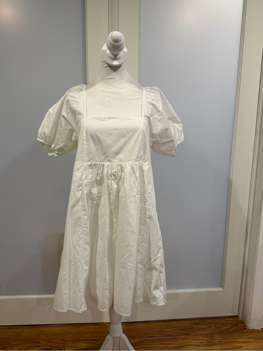 Draper James White Smocked Puff Sleeve Top